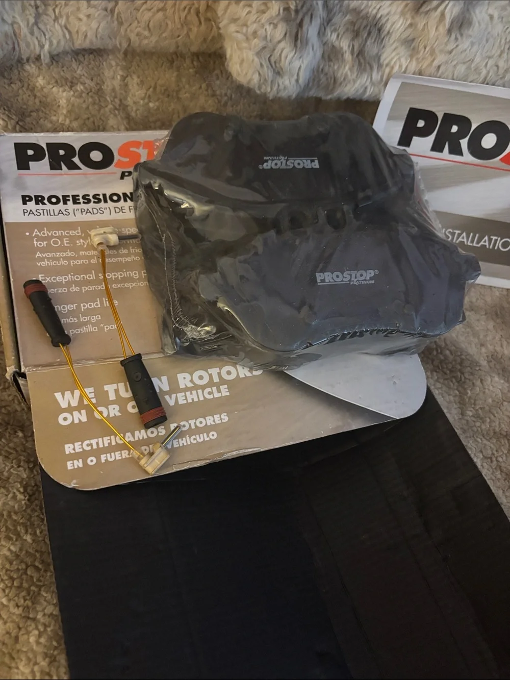 Black VR/AR Accessory Mounting Kit